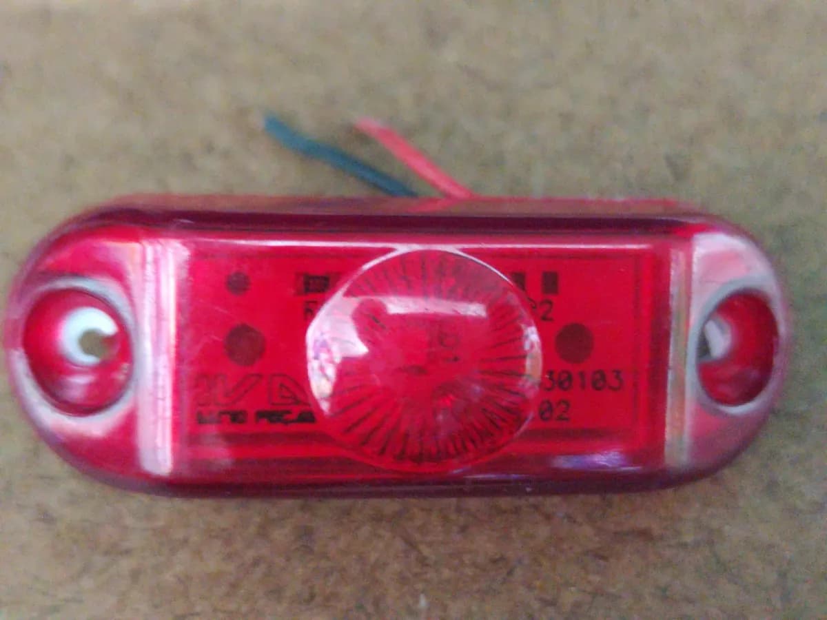 LANTERNA DELIMITADORA DE PLACA LED IVA