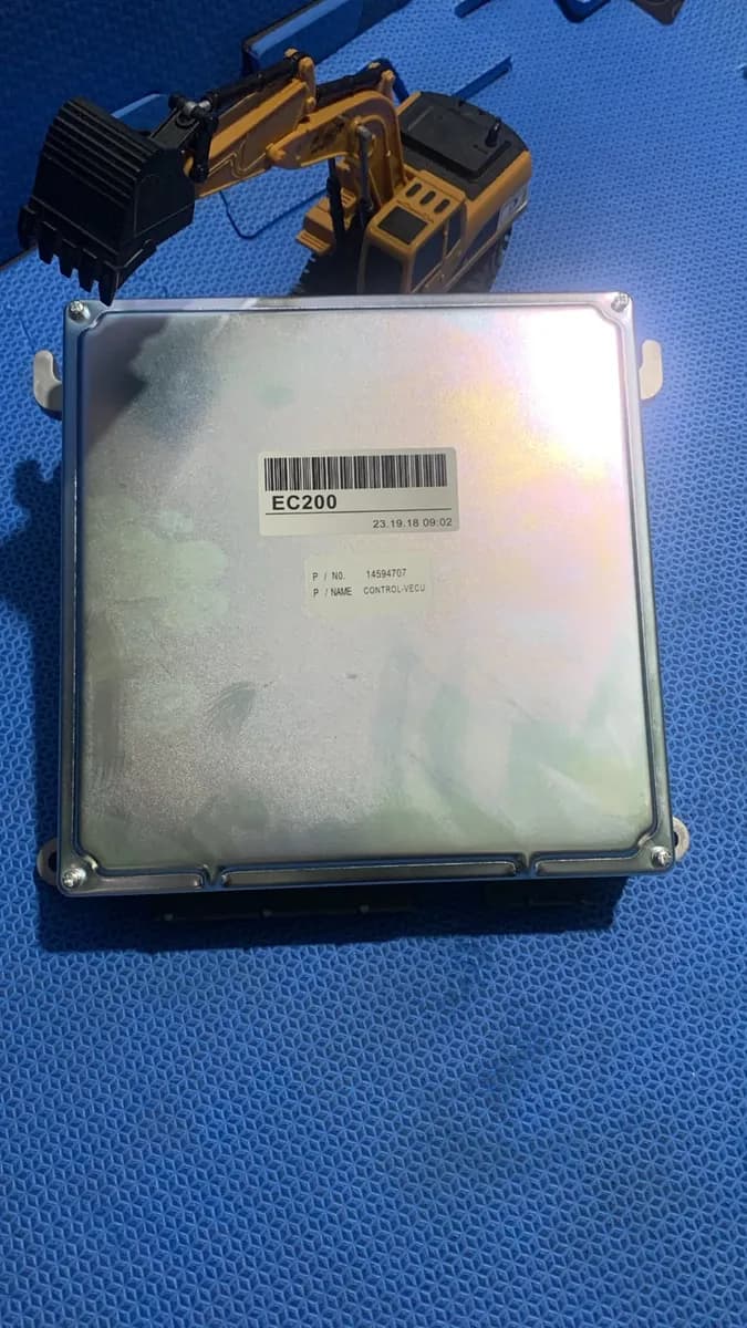 MÓDULO DE CONTROLE VECU EC200