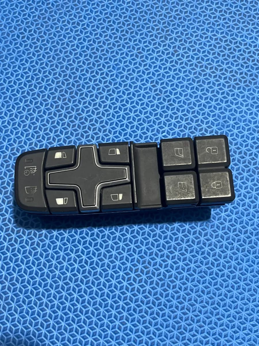 INTERRUPTOR VOLVO